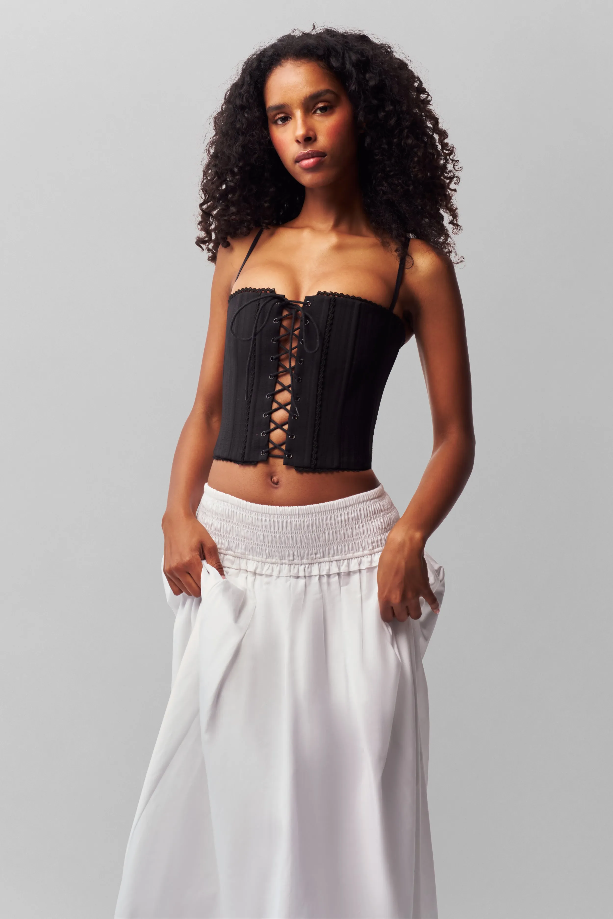 OdorResistantTechnology Retro Style Cotton Scallop Corset