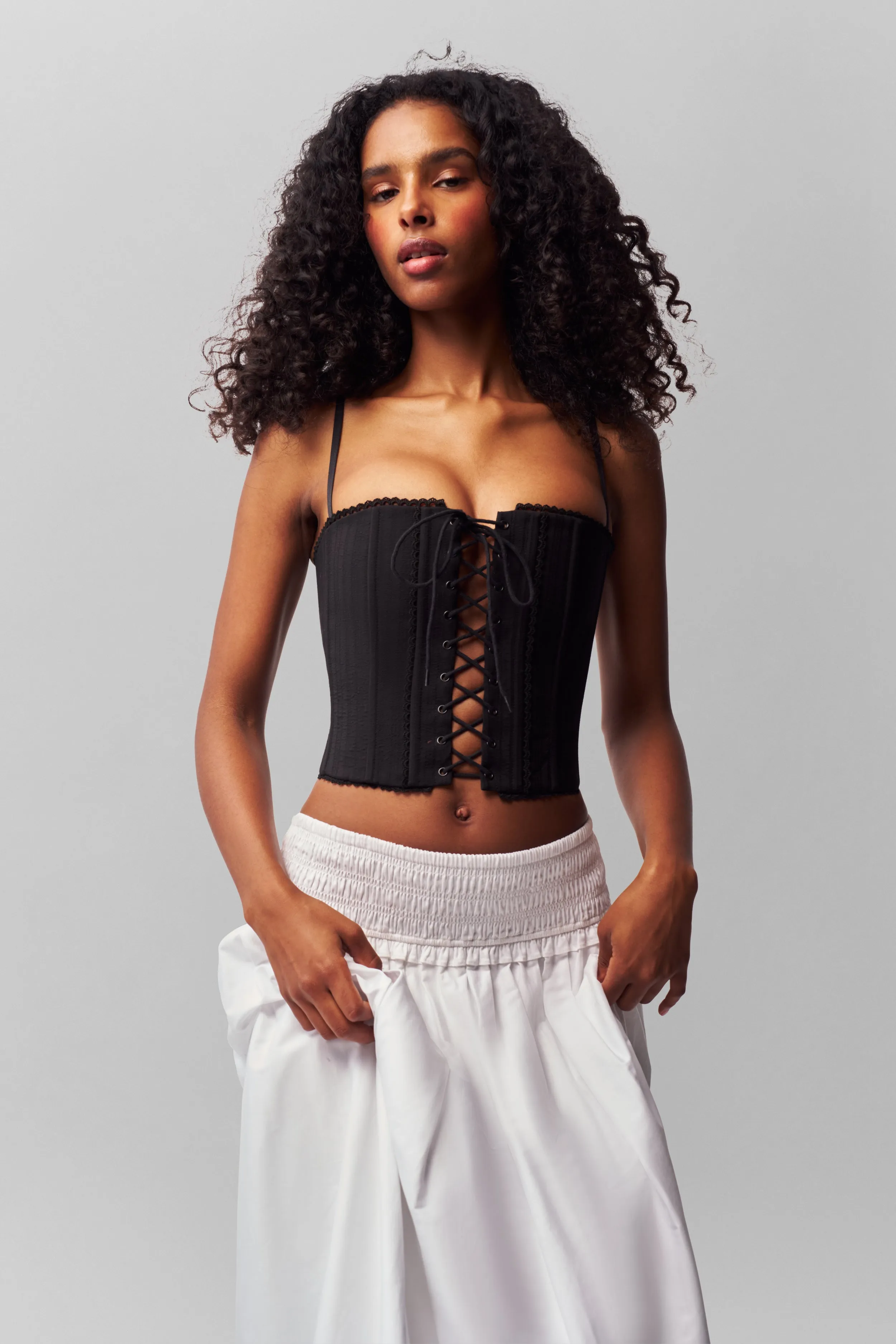 Low Profile Stitching ReflectiveTrim Cotton Scallop Corset