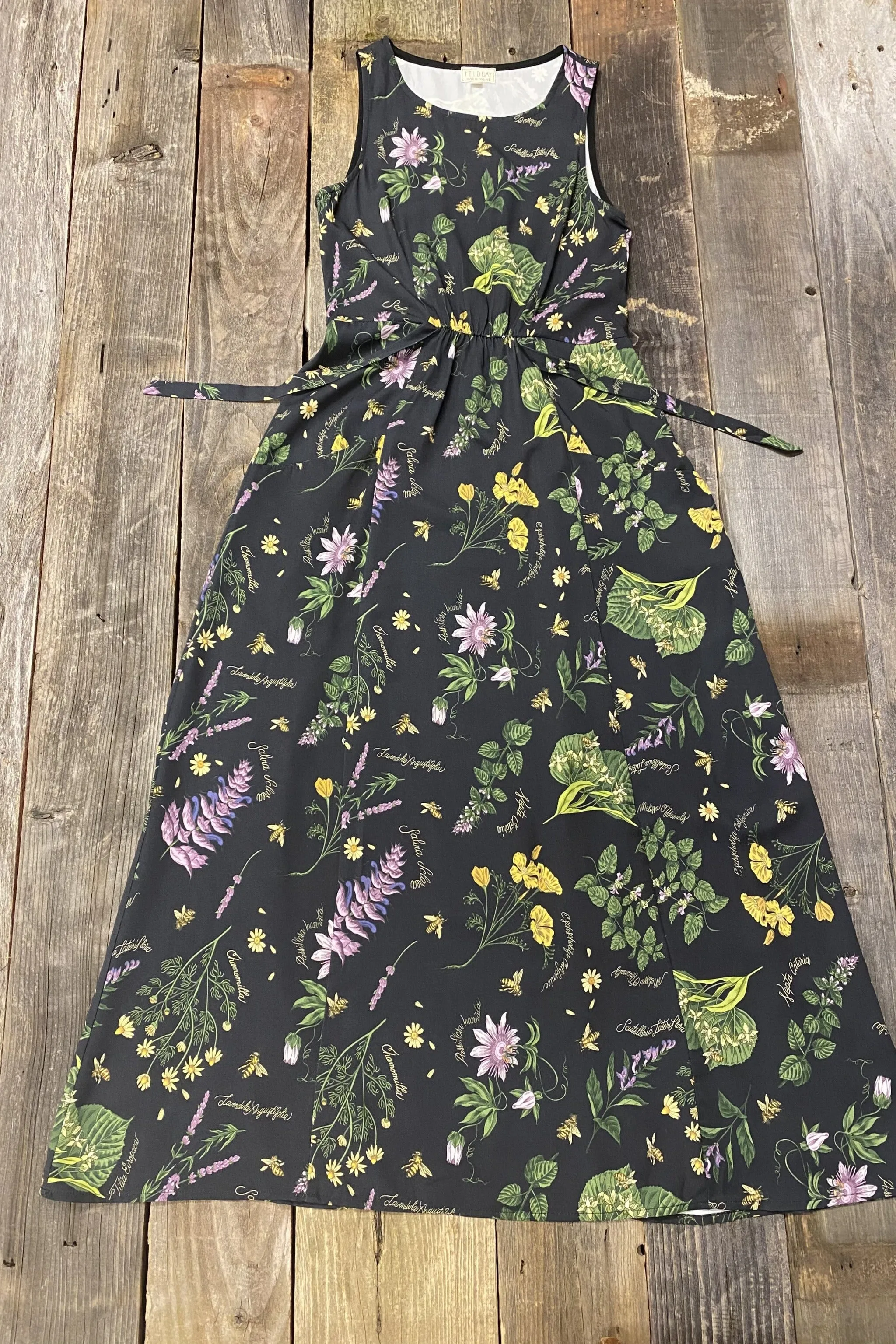 Rhiannon Dress in Nervine Ecovero Vibrant Edge