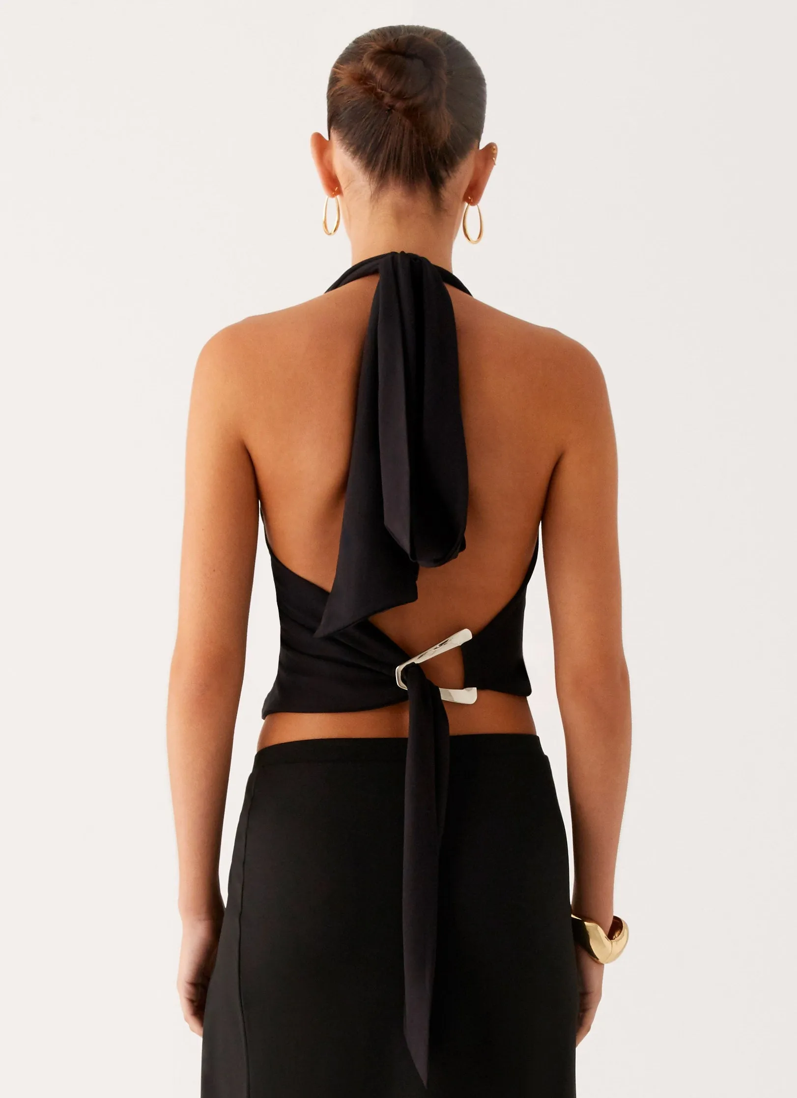 Fade Out Hardwear Halter Top - Black DurableBlend AirflowOptimized Design