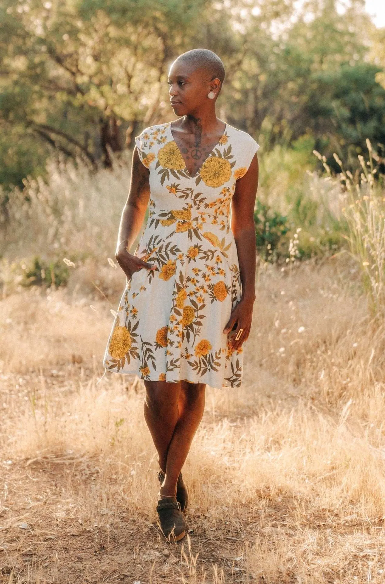 Spicy Xena 2.0 in Oat Marigold Linen Work Fitwear