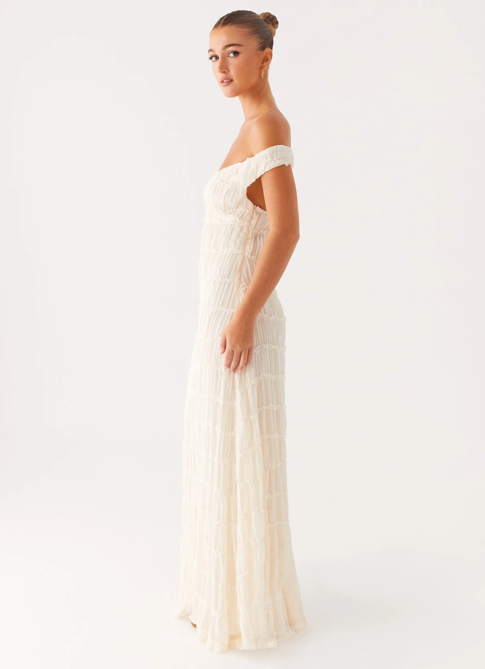 Embrace Maxi Dress - Ivory Smooth Texture Sleek Motion