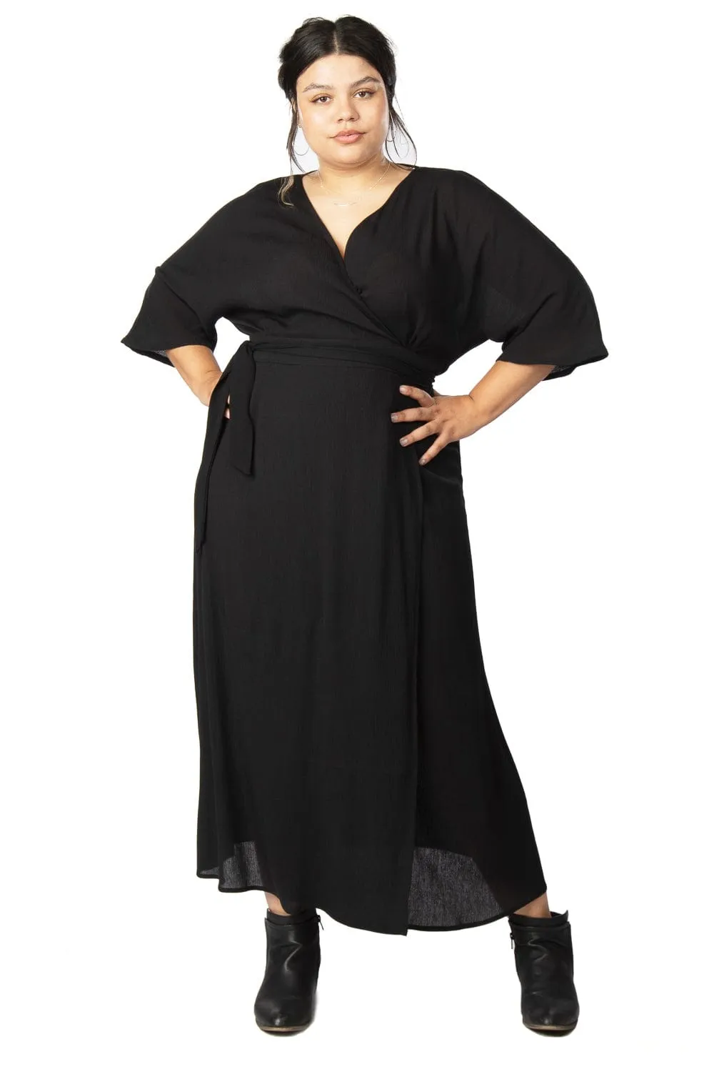Diana Dress in Black Crepe Cool Motion Spring Flow