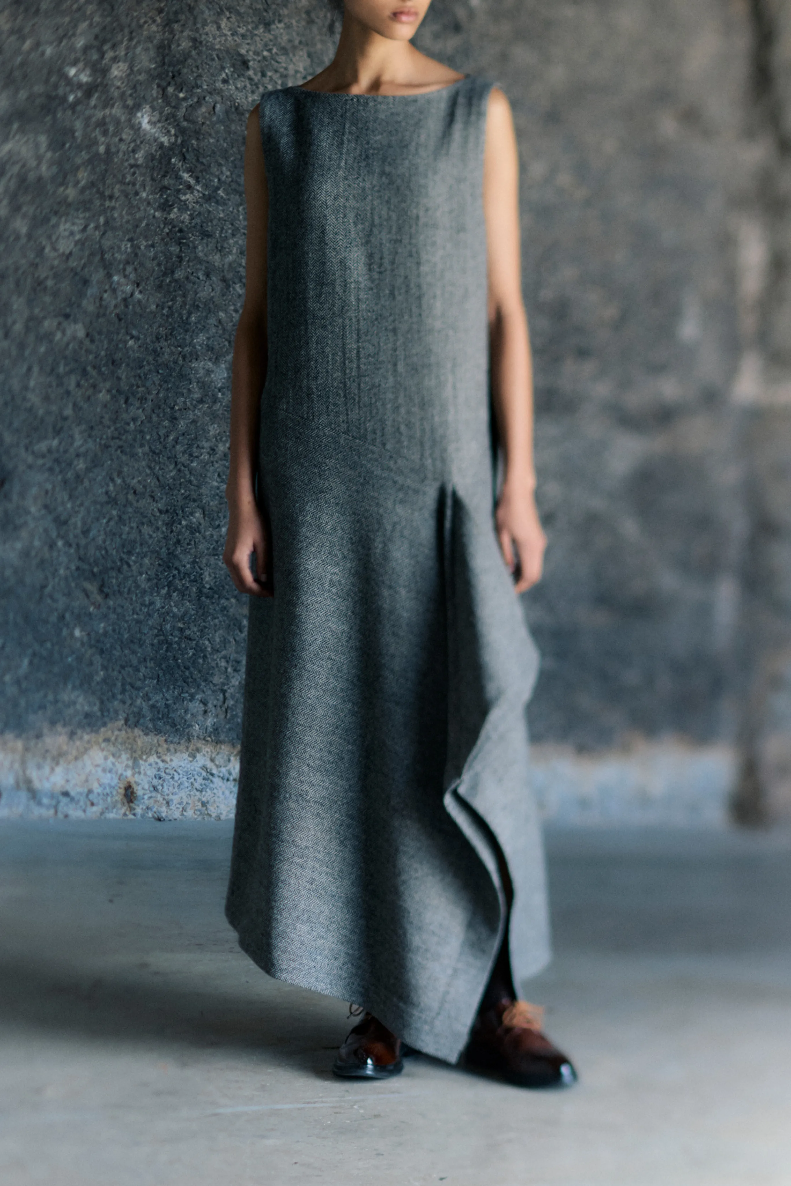 Tailored Drape Dress Layered Texture Casual and Smart