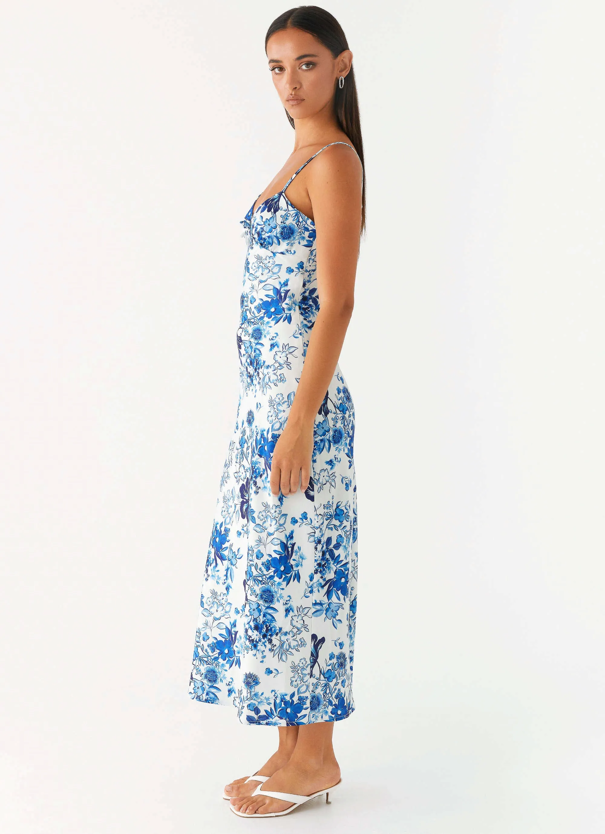 Subtle Comfort Edgy vibes Take Chances Midi Dress - Serene Sky Floral