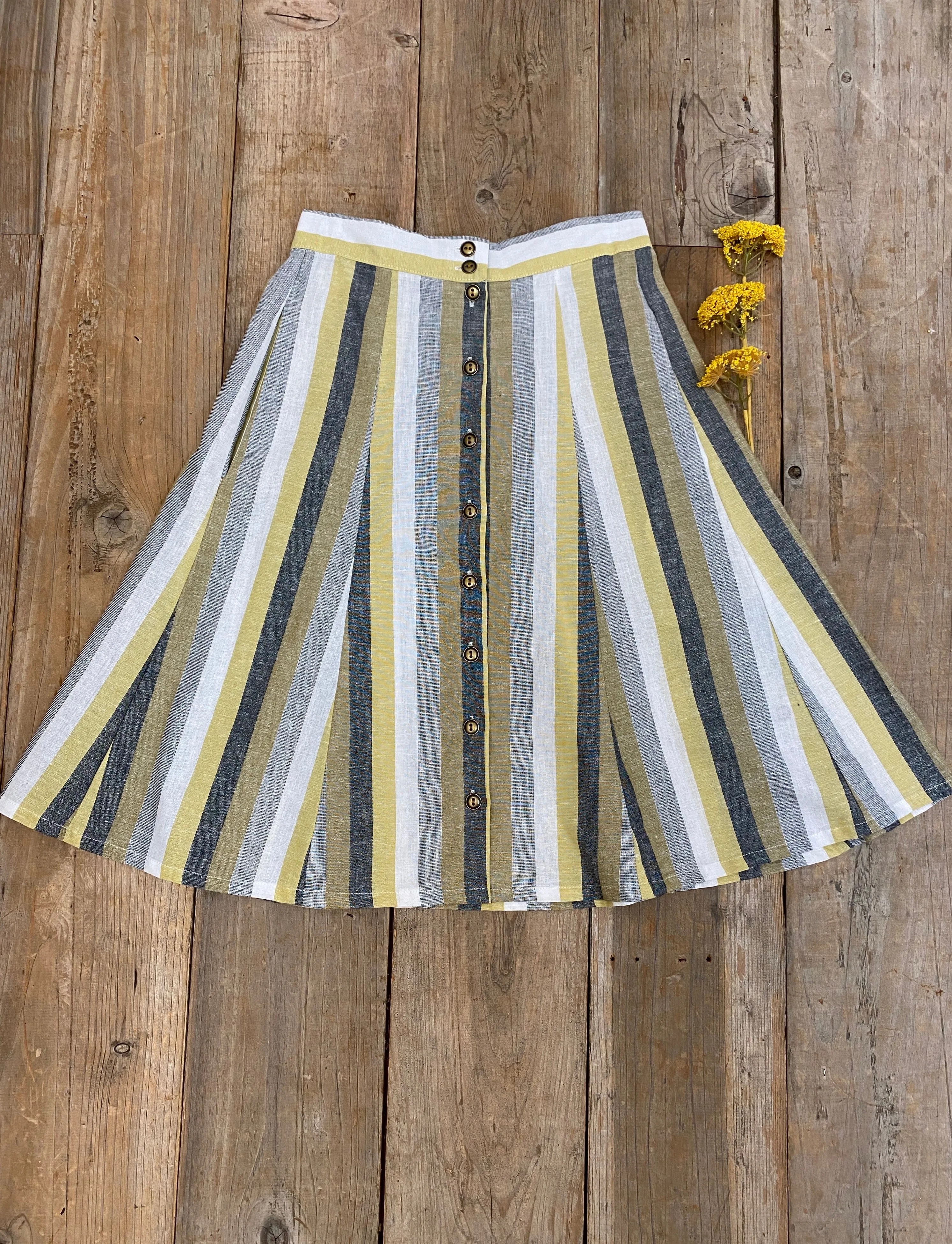 Bae Skirt in Linen Stripe Static free Travel Ready