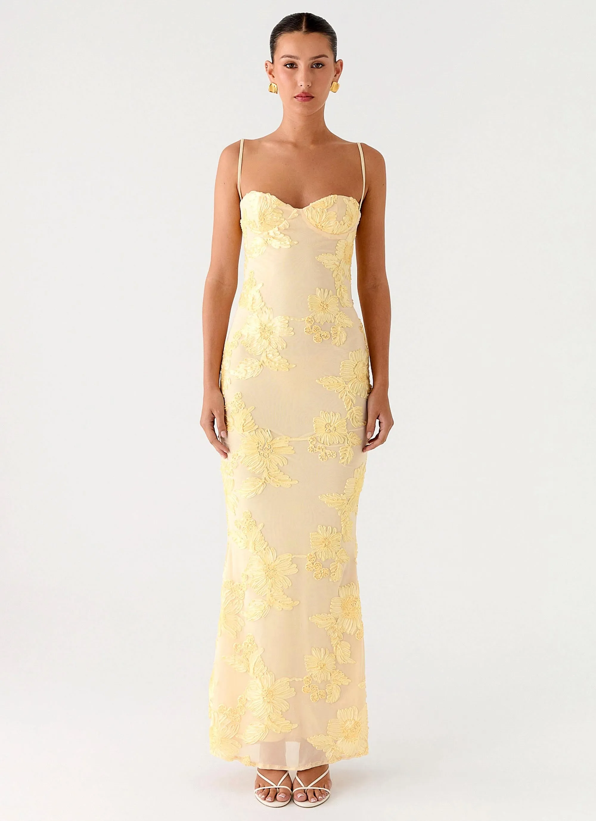 Timeless Design Applique-Detail That Girl Maxi Dress - Lemon