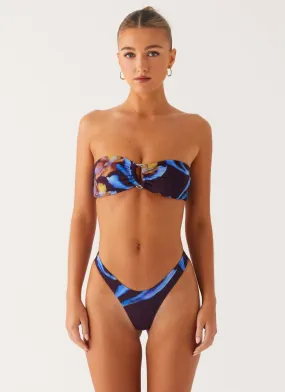 Vacation Ready Low Cut Cuba Strapless Bikini Top - Dark Floral