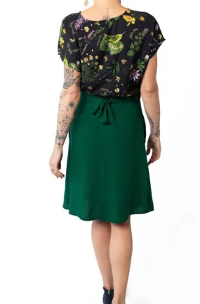Tie Skirt in Emerald Challis All Day Comfort