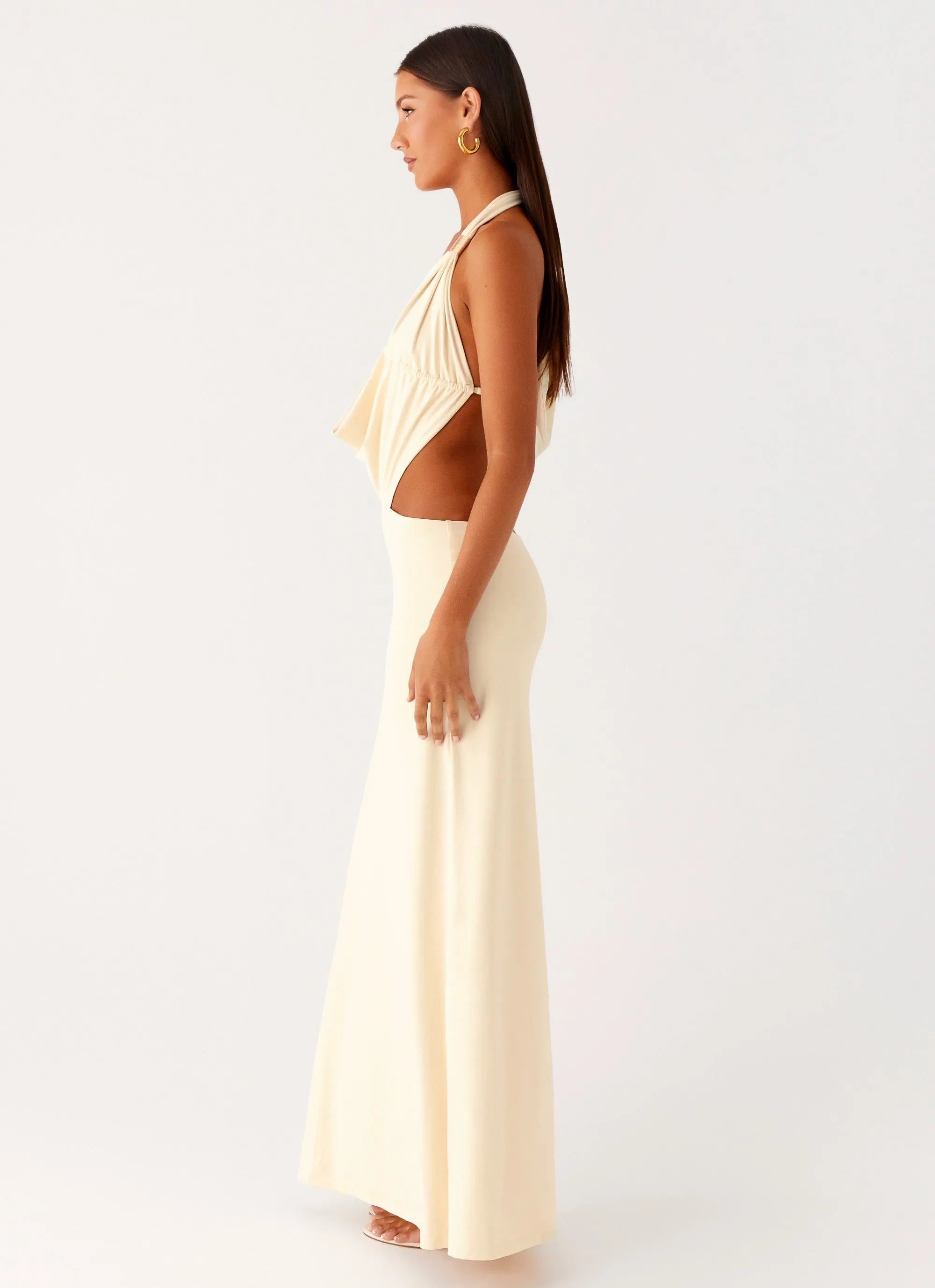 Torina Halter Maxi Dress - Lemon Cool Motion Pure Elegance