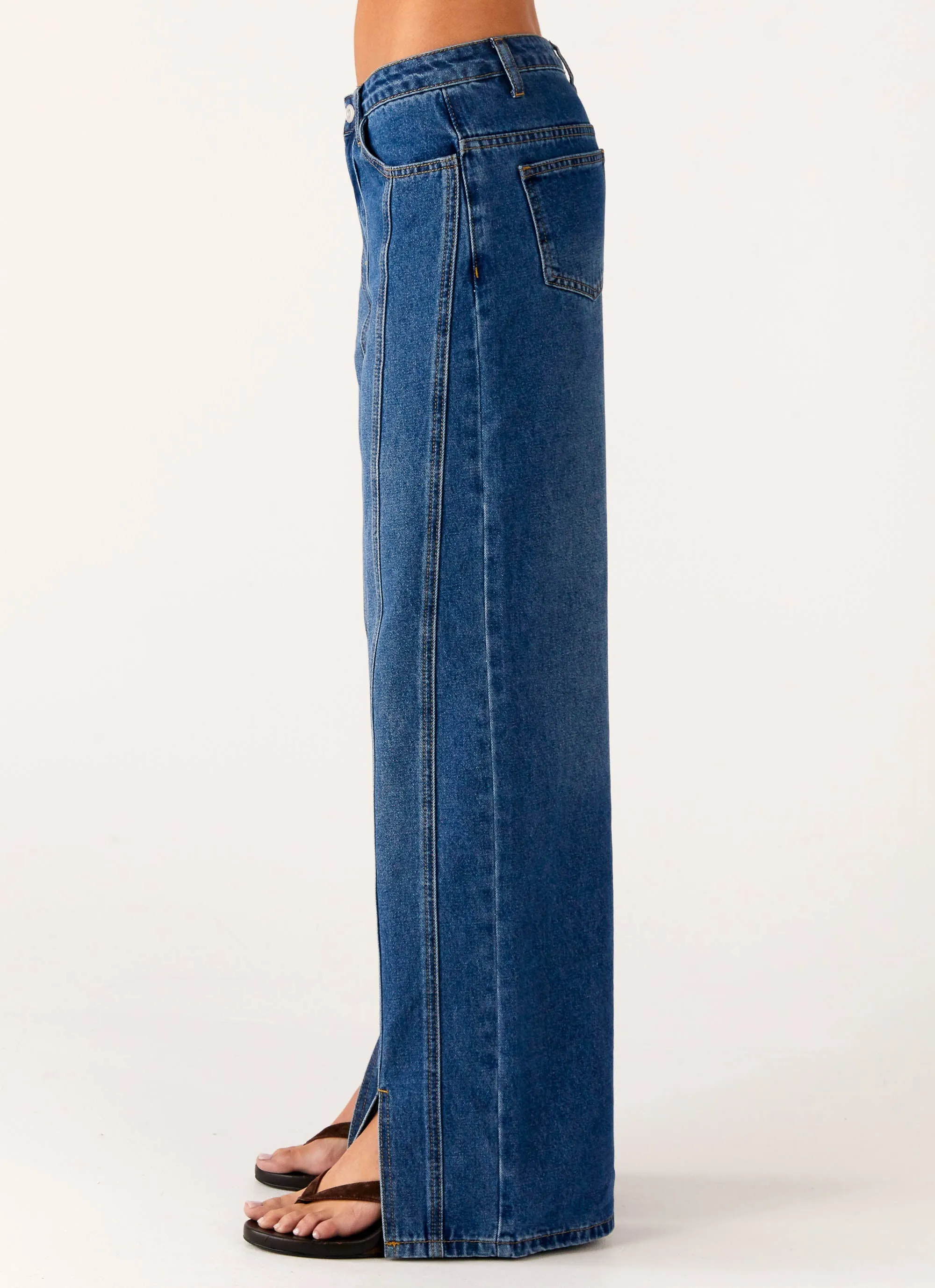 Grayson Straight Leg Jeans - Denim Blue Shopping Day Vibrant Office Wear Modern Straight Leg