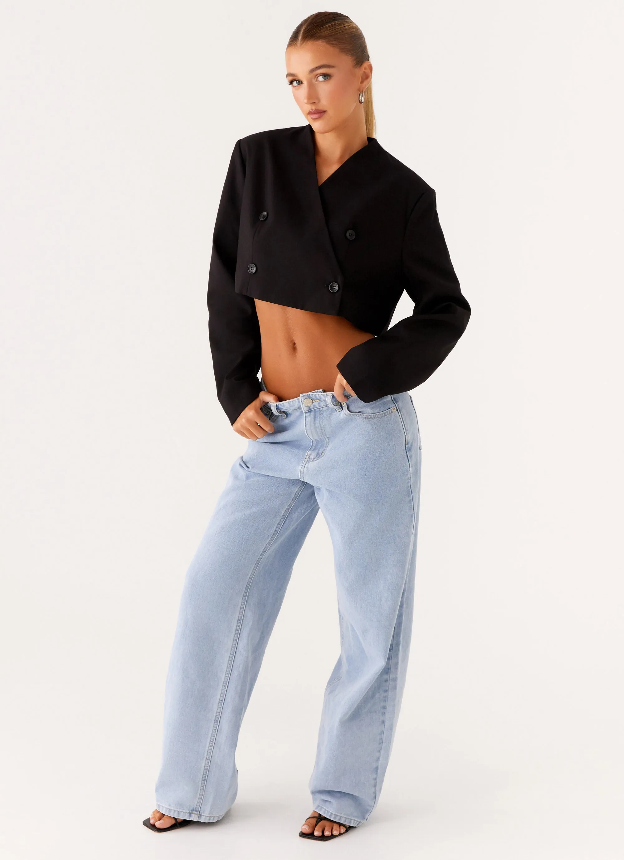 Giana Cropped Blazer - Black Warm Essentials Ski Use