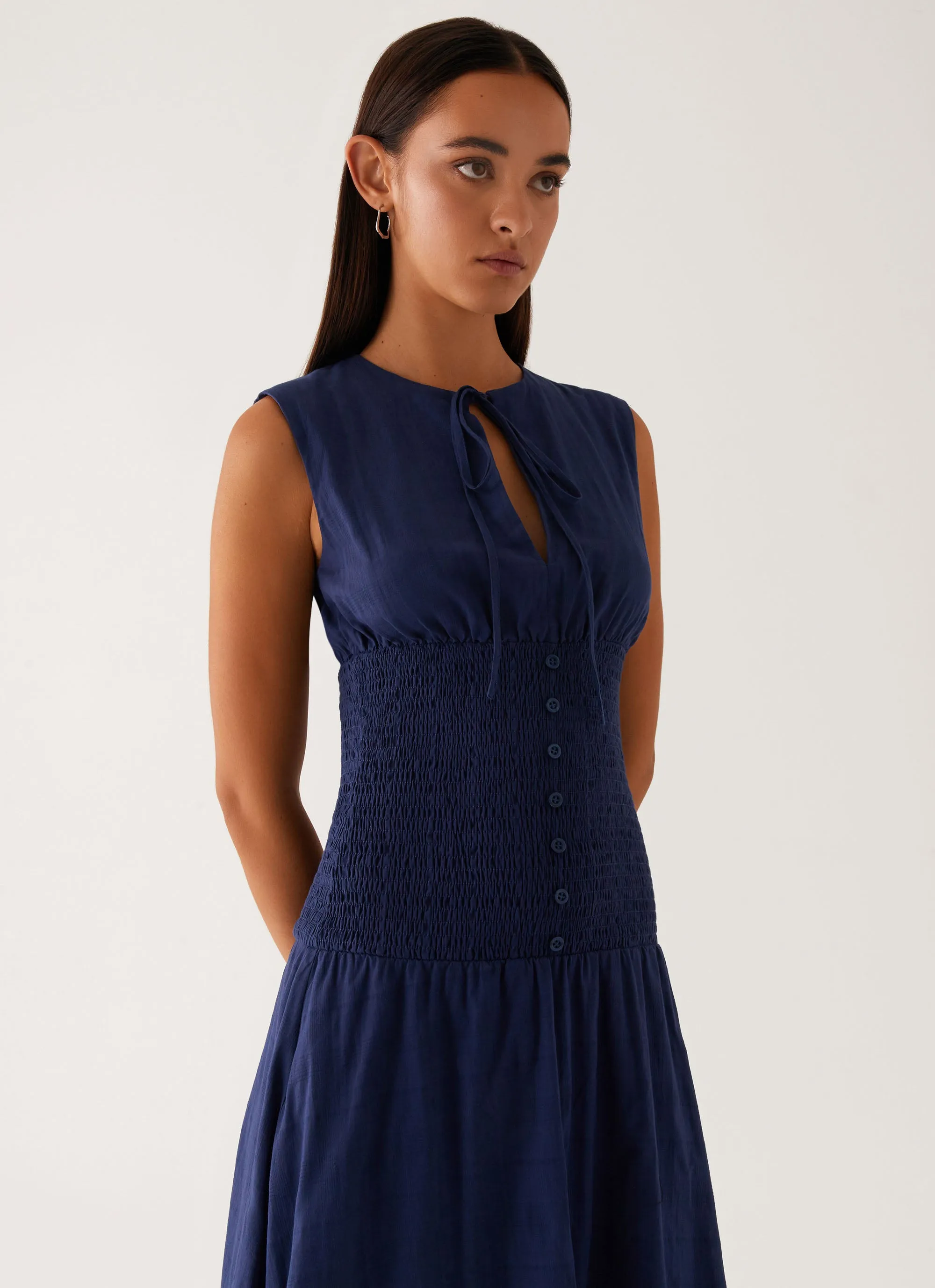 Natural Tones Fitted Base Belle Shirred Waist Midi Dress - Navy