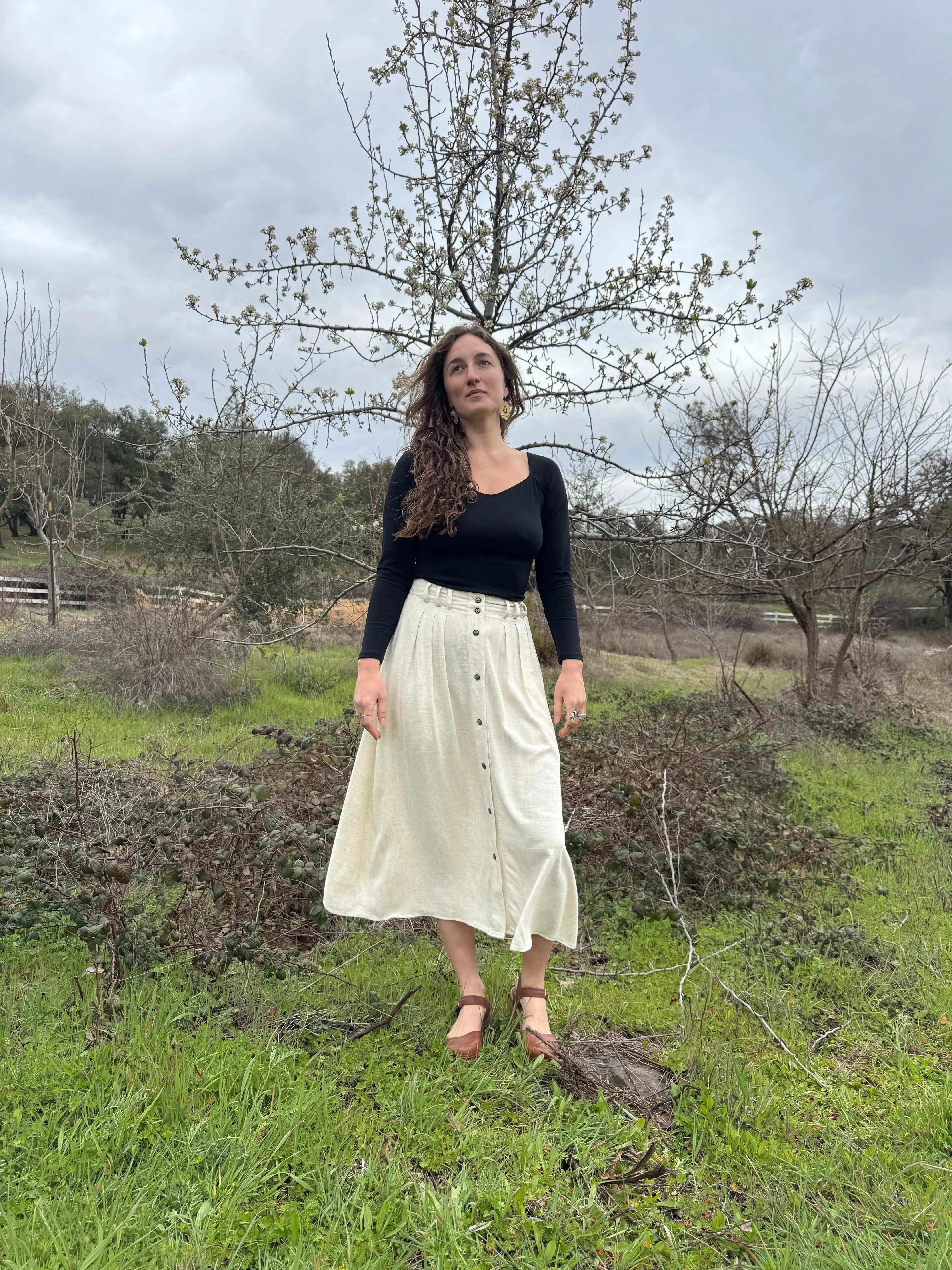 Trices Skirt in Textured Oat Linen Secure Closures