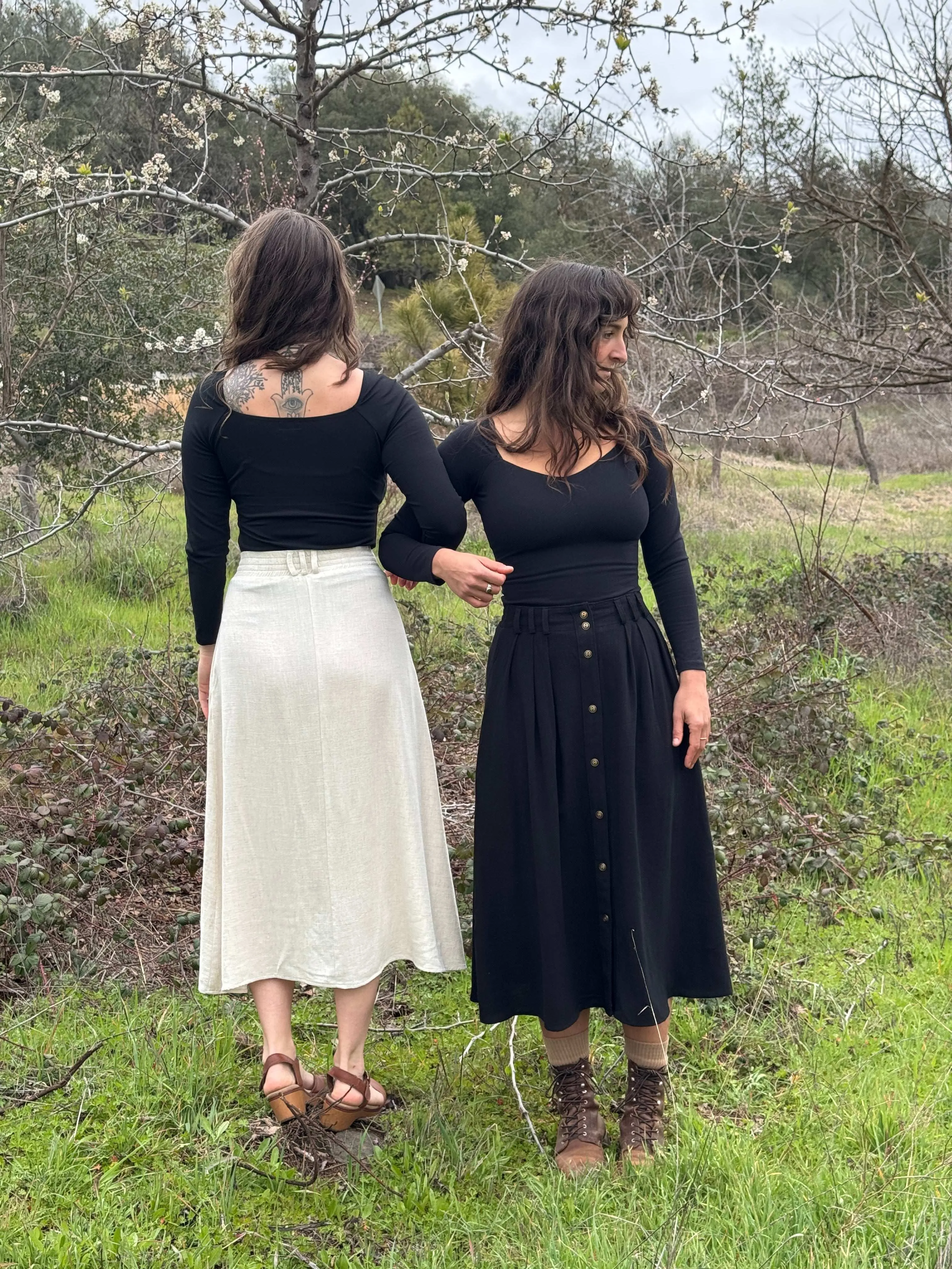 Flared bottom Trices Skirt in Textured Oat Linen