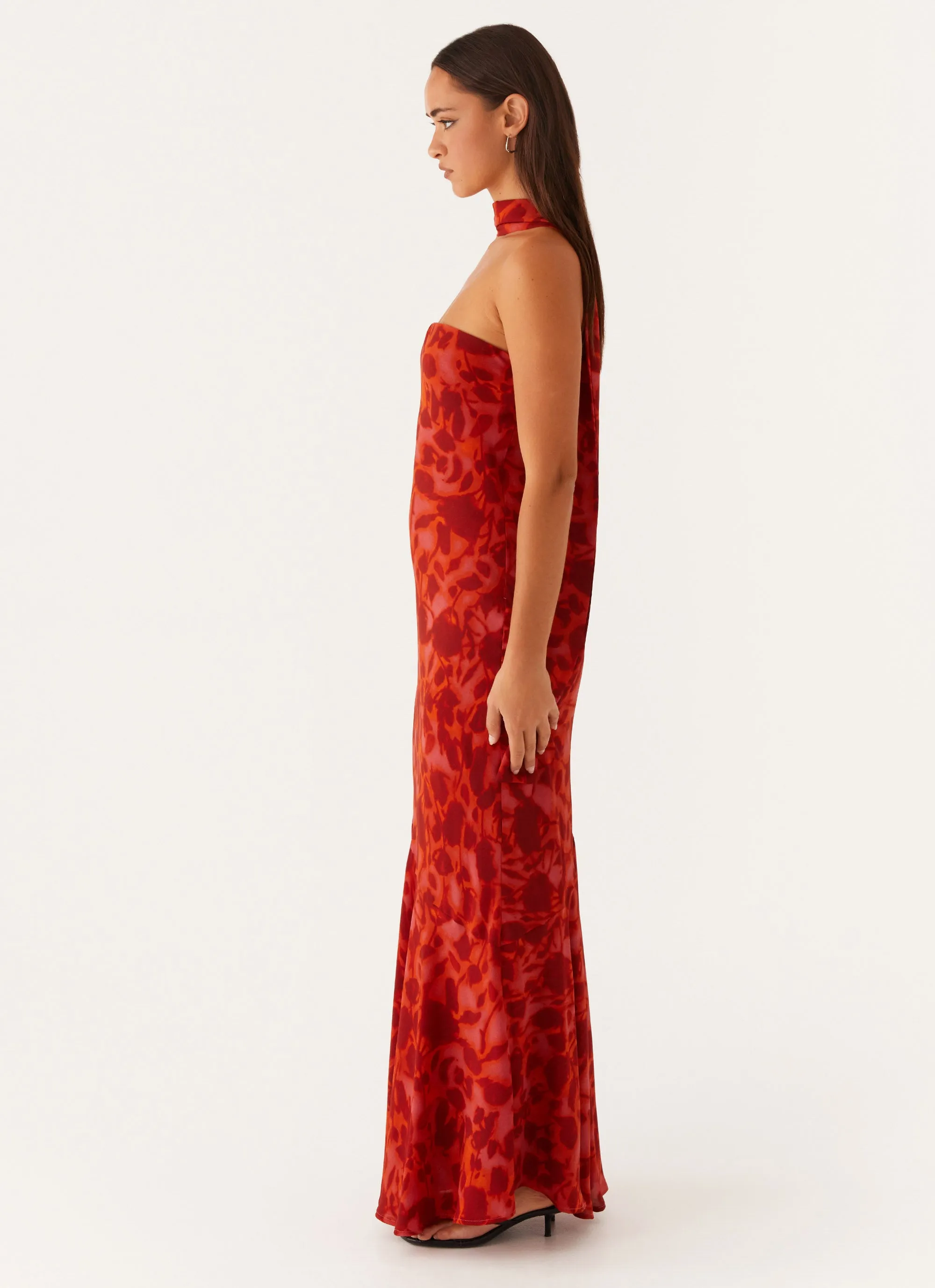 Perfect Layers Everyday Layers Under The Pagoda Maxi Dress - Deep Red Floral
