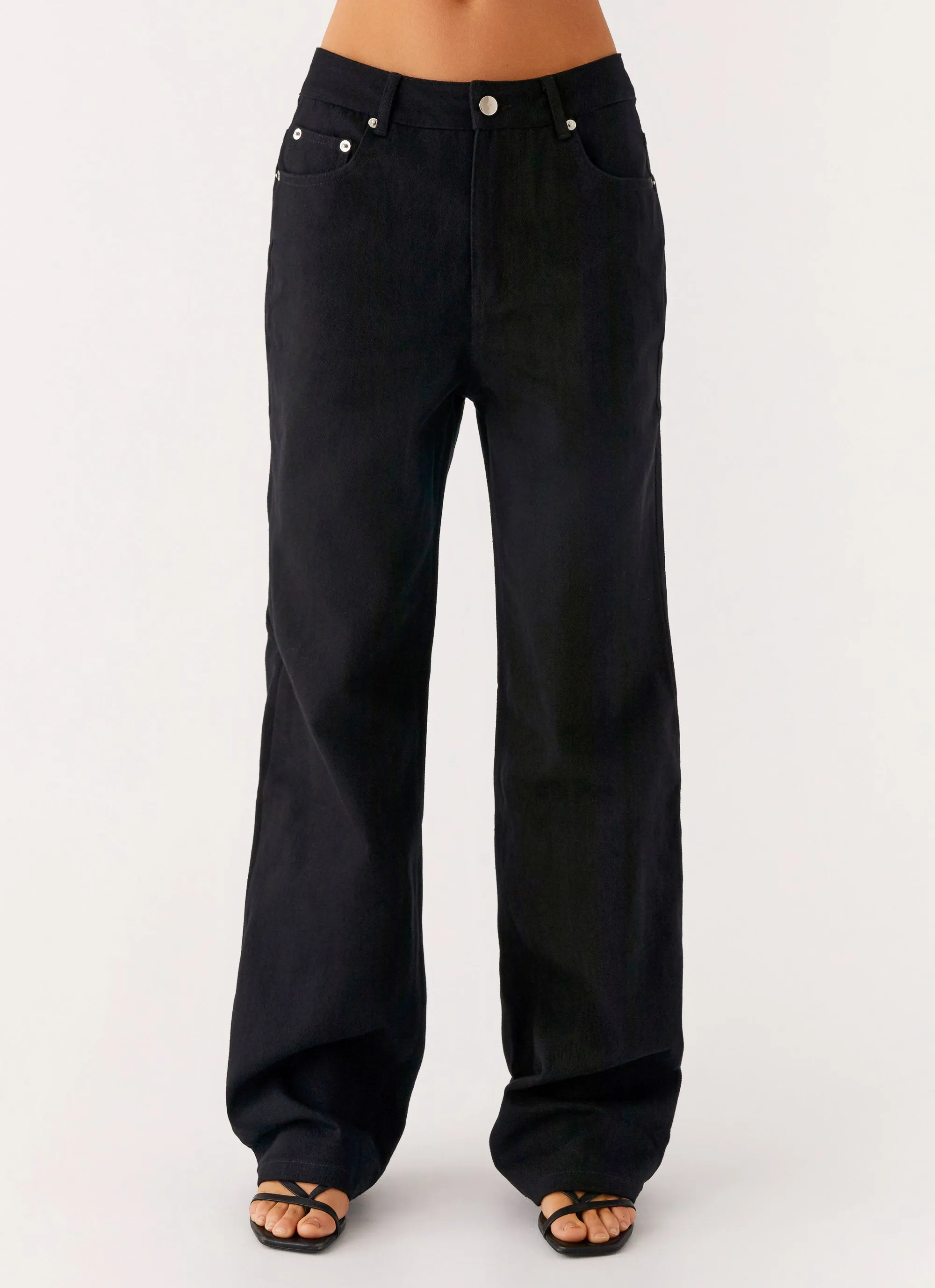 Back Again Straight Leg Denim Jeans - Black Basic Comfort