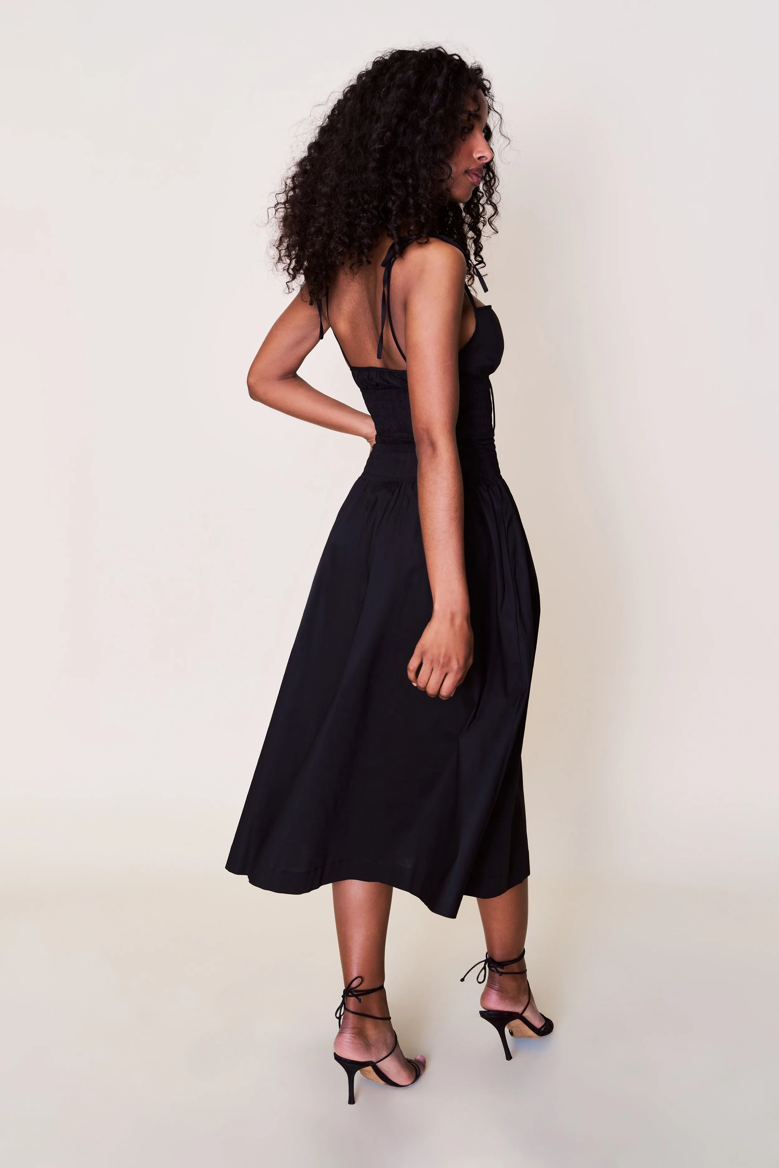 Travel Friendly Lura Midi Dress