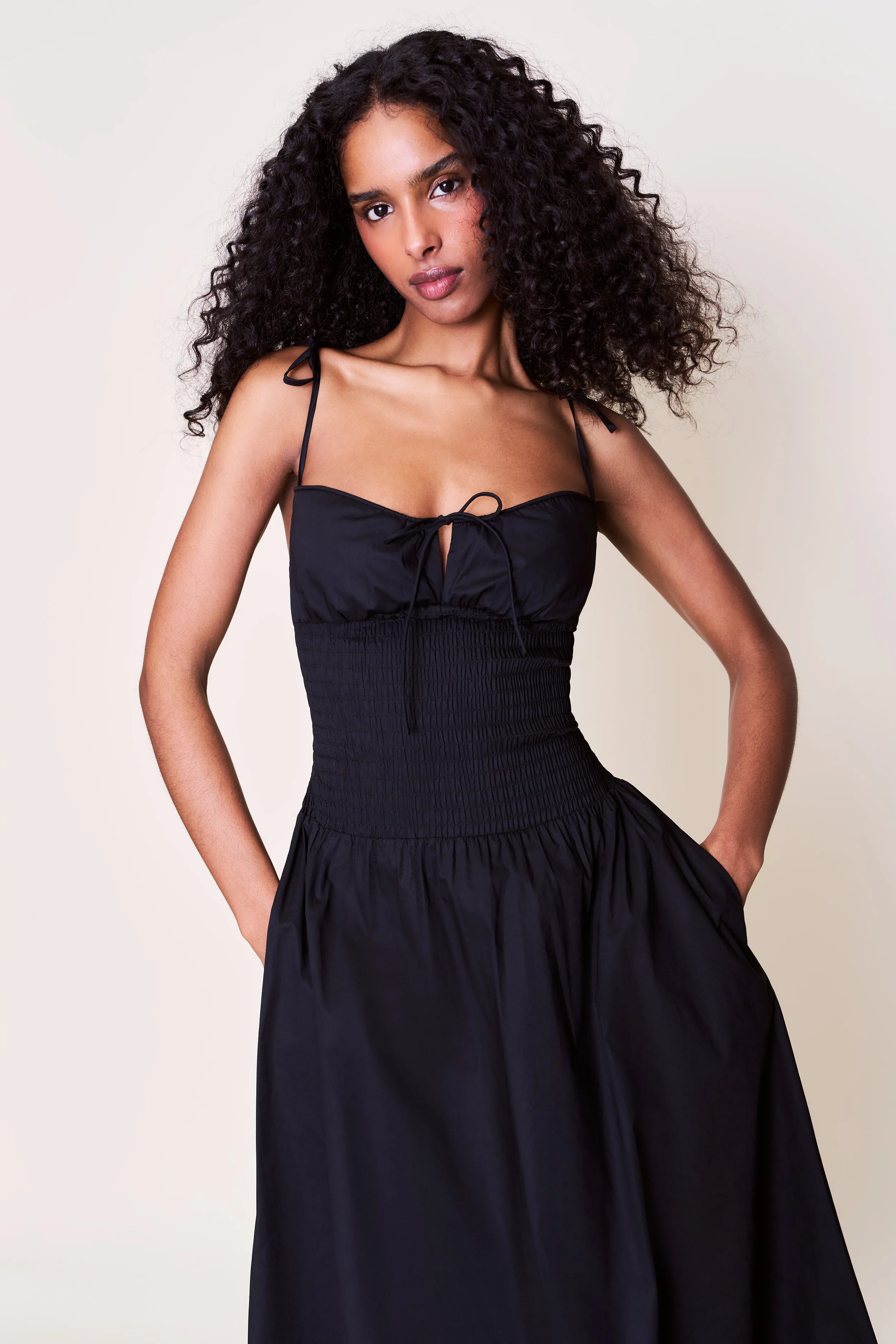 Lura Midi Dress Feminine Cut Calm Fit