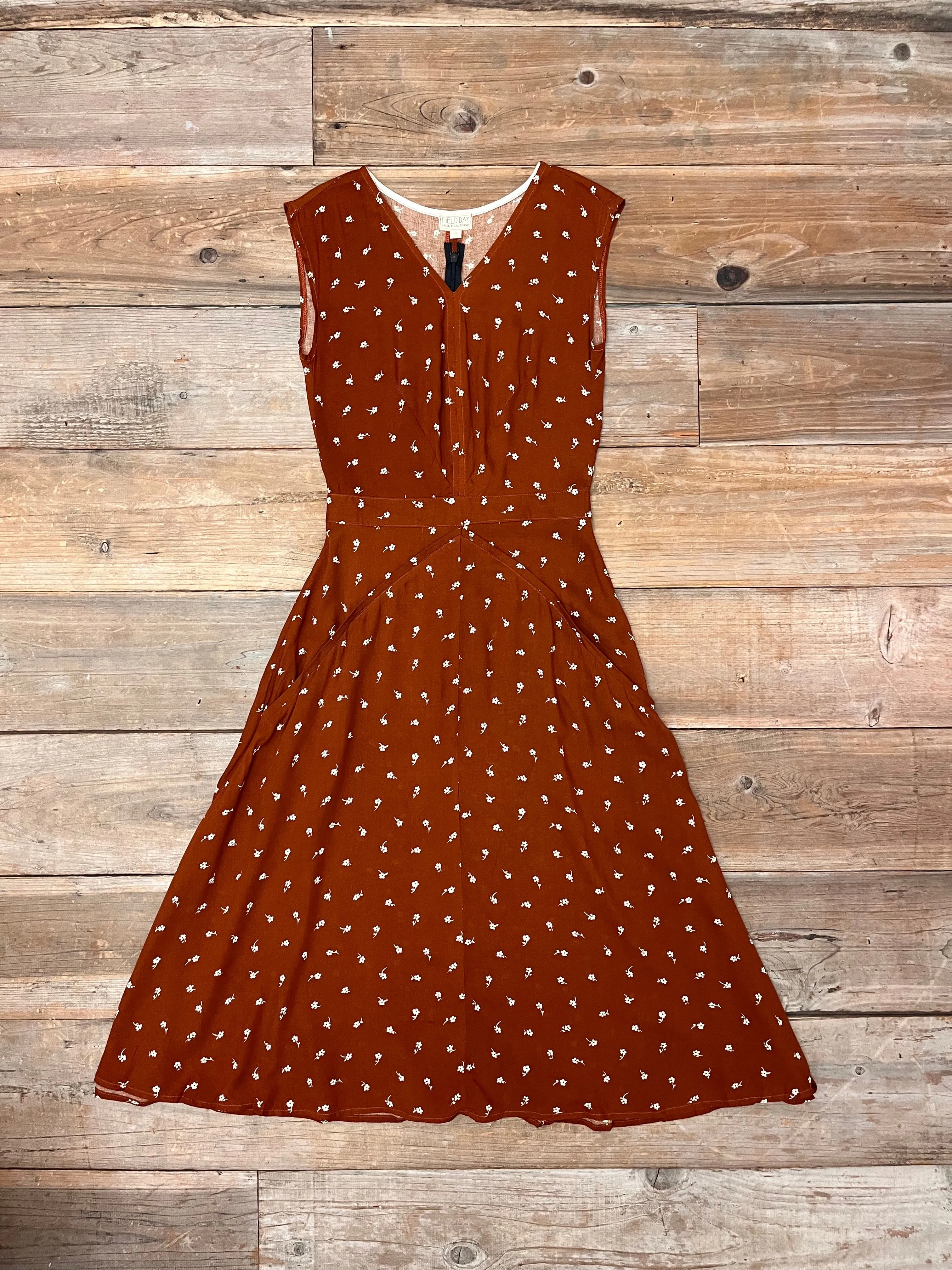 Xena Dress in Hazel Calico Flower Comfort and style