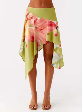 Kia Low Rise Asymmetrical Midi Skirt - Jungle Floral Light Fabric Fresh Detail