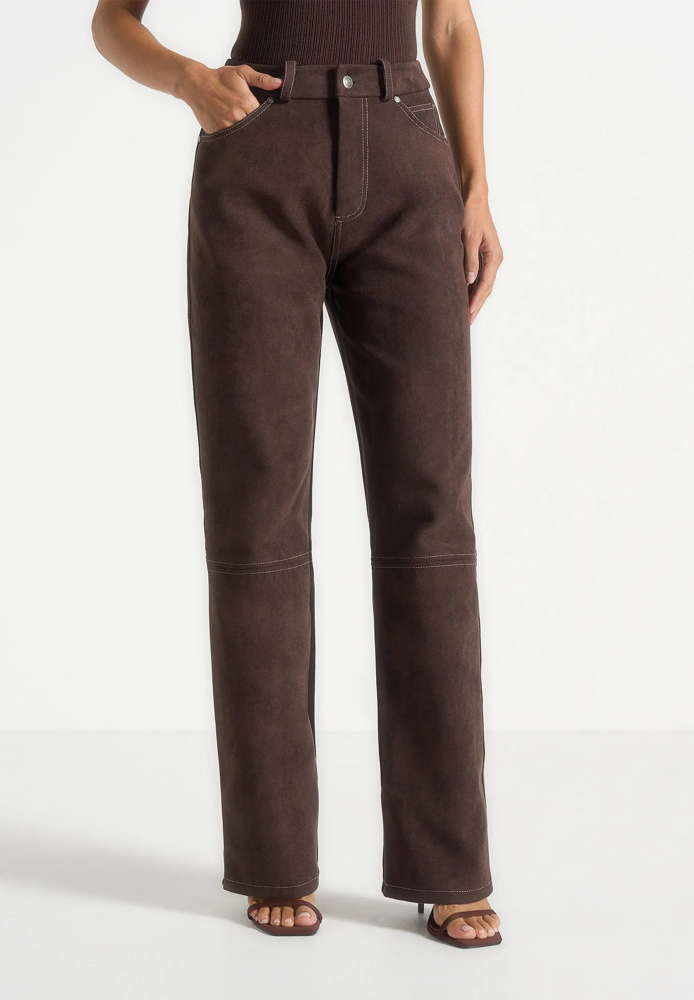 Couple Look Modern Urban Ready Kalie - Suede Boyfriend Jeans - Brown