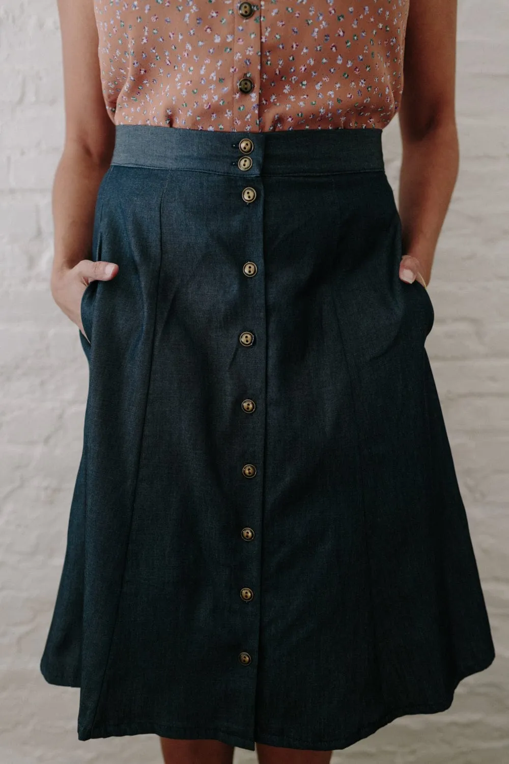 Universal Fit System Bae Skirt in Denim Tencel