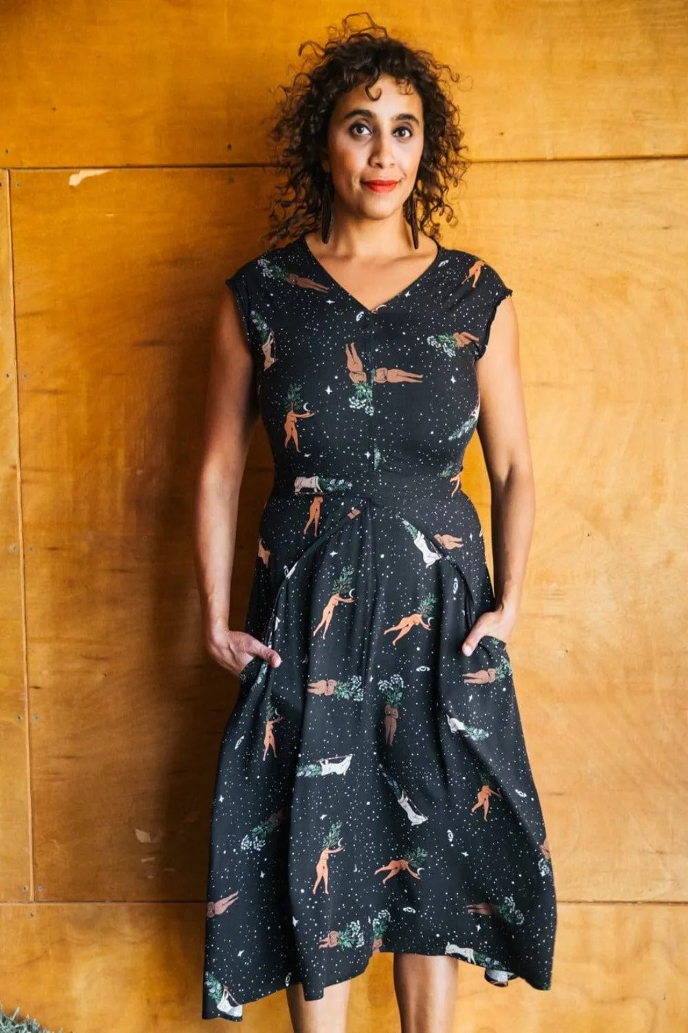 Fitted Shape Quilted-Lining Xena Dress in Protection Spell