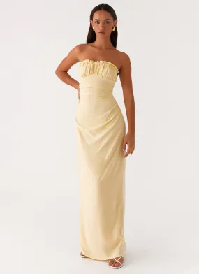 Elegant Silhouette Must-have Xena Gathered Maxi Dress - Yellow