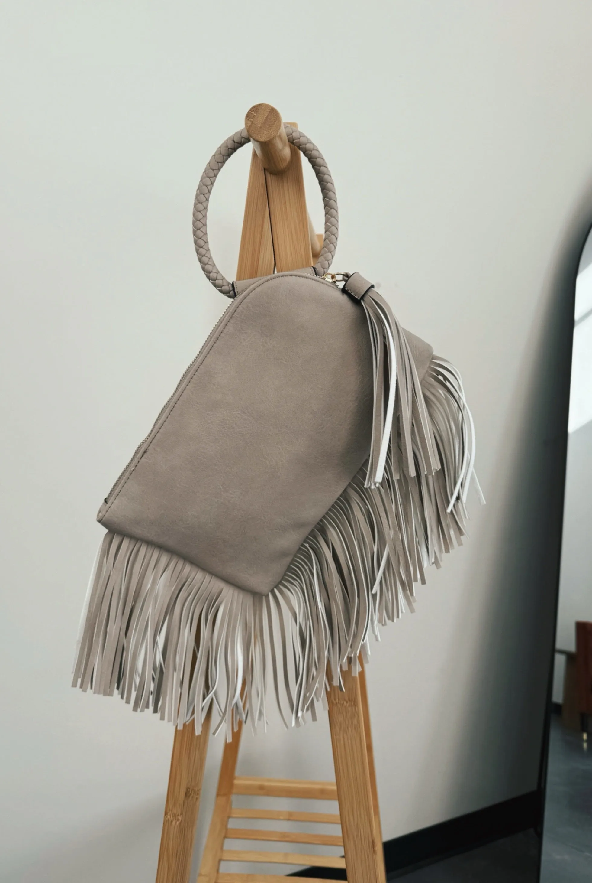 StretchTechnology Everyday Fashion Sunset Stampede Wristlet Clutch